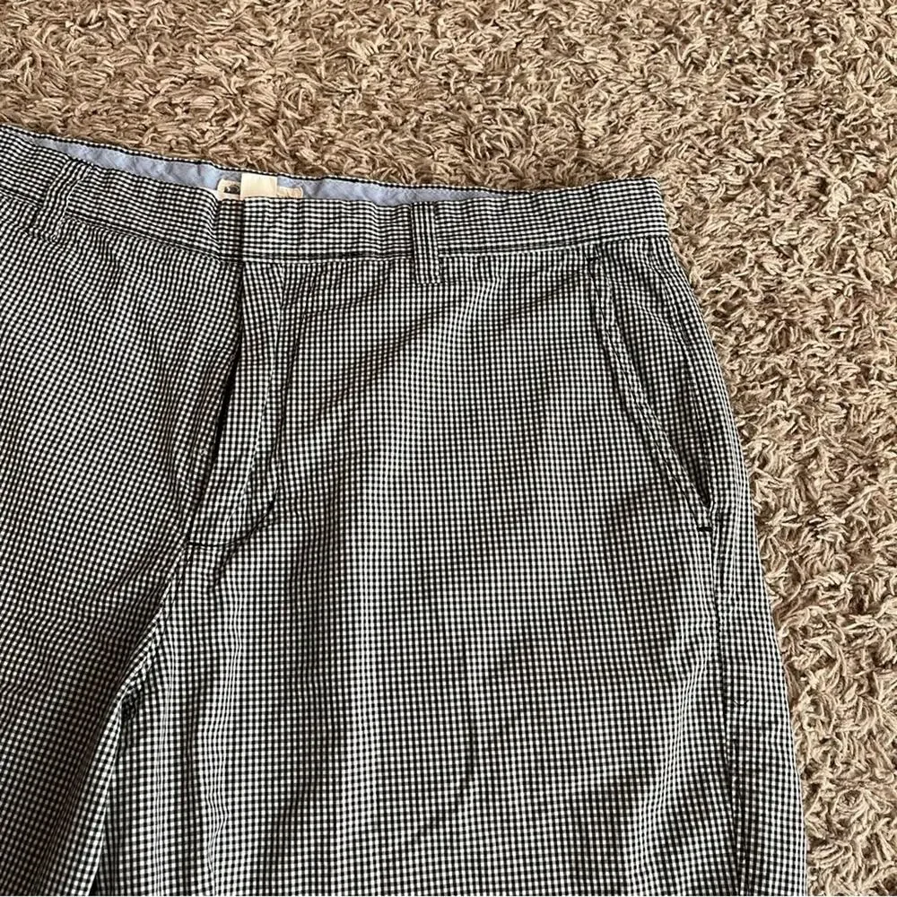 J. Crew Men’s Checkered Navy & White Shorts Size 34